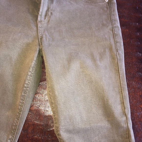 Zara women’s Jeans - Picture 2 of 8